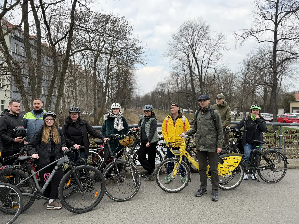 Rowerowa wizja terenowa nad Kłodnicą. Miasto przygotowuje konkurs na zagospodarowanie bulwarów