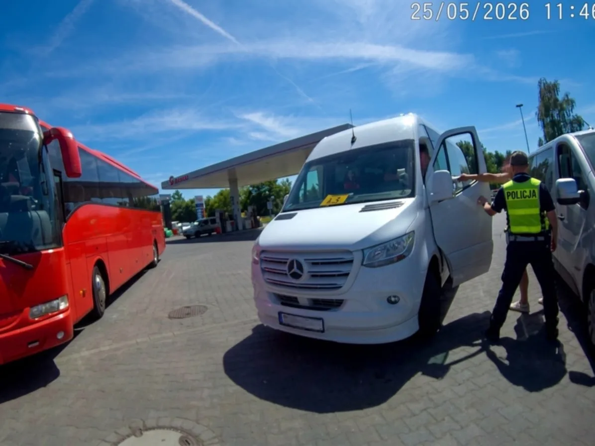 Kierowca busa zatrzymany pod wpływem alkoholu przed wycieczką z dziećmi