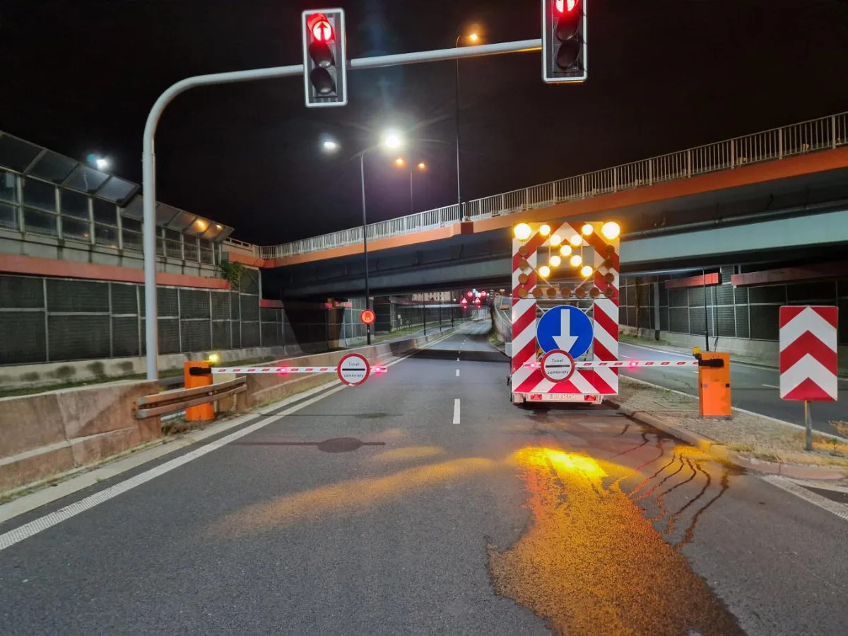 Nocne prace serwisowe w tunelu na DTŚ w Gliwicach