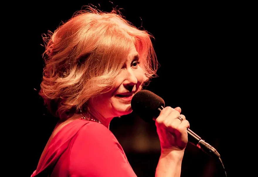 Spotkanie „Z kulturą o zdrowiu” z prelekcją o widzeniu i koncertem francuskich przebojów