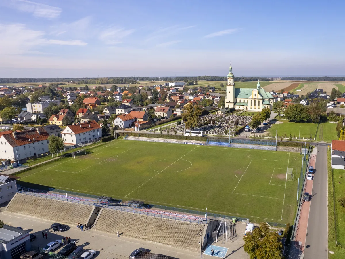 Osiem ofert na budowę kompleksu sportowego przy ul. Fizyków