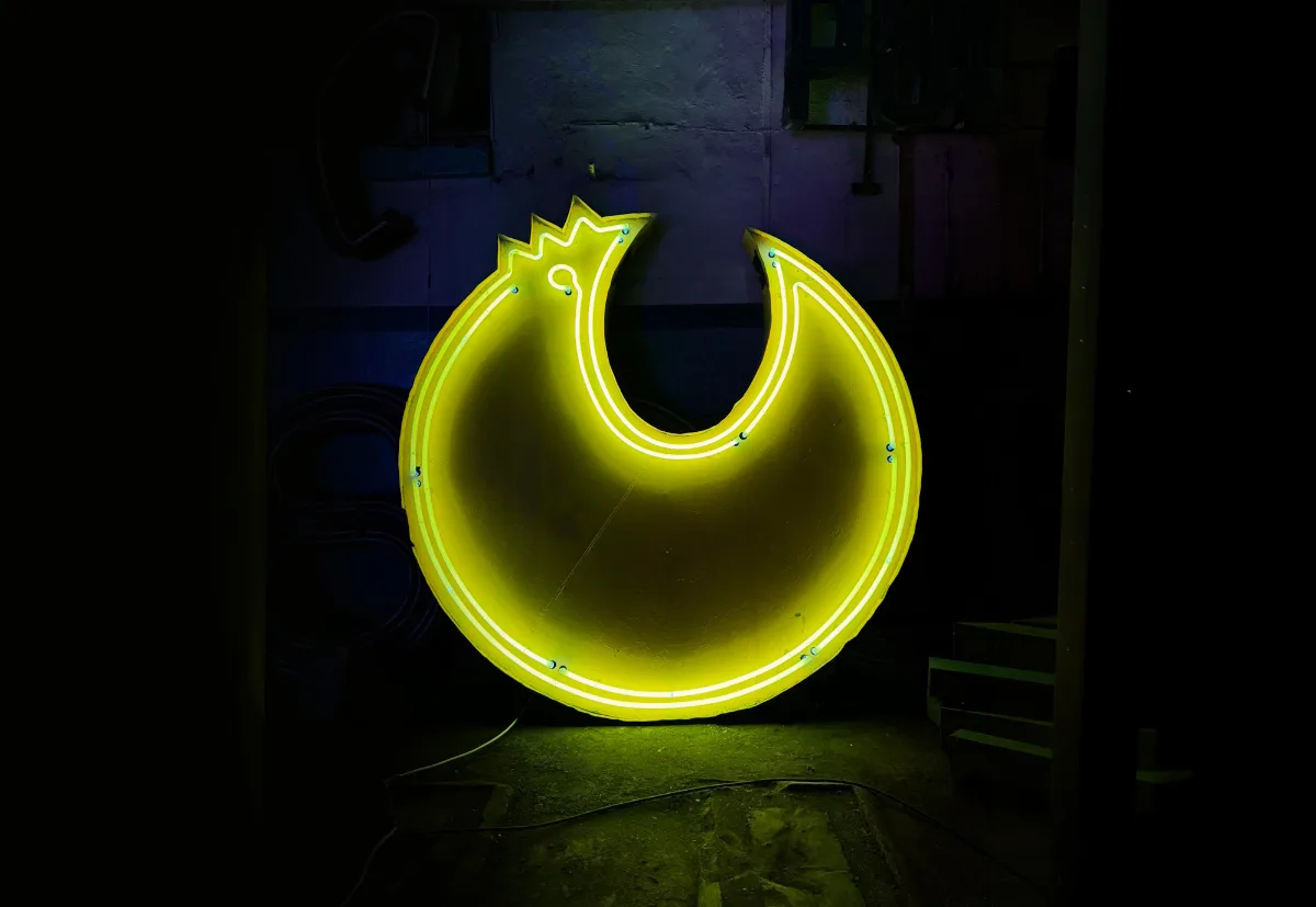 Neon Kury zagości w Gliwicach