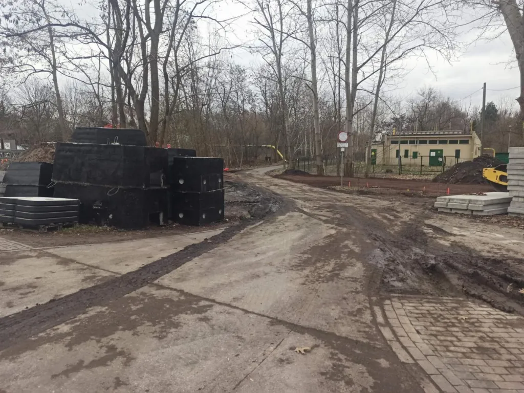 Sośnica: czasowe zamknięcie dojazdu do działek przy budowie przeprawy tymczasowej