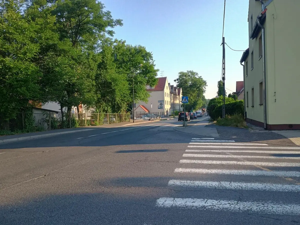 Nowa organizacja ruchu na ul. Strzelców Bytomskich w Łabędach